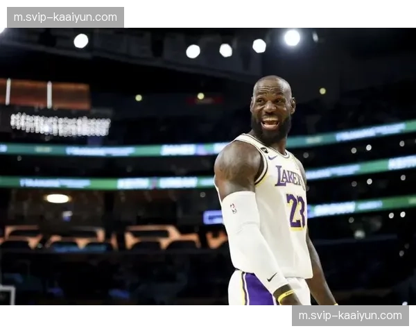 湖人防守端限制国王三分命中率 詹姆斯24分延续稳定输出