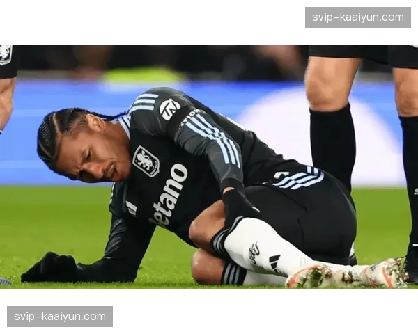 维拉防守转换速度下降 卡马拉缺阵影响中场覆盖