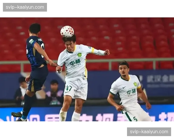 国安蒙哥马利高强度训练 李磊茹子楠伤情影响边路轮换